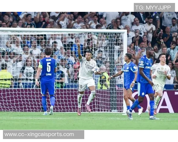 本菲卡面临双重挑战欧冠连败后将迎战皇马尤文联赛落后4分争夺榜首