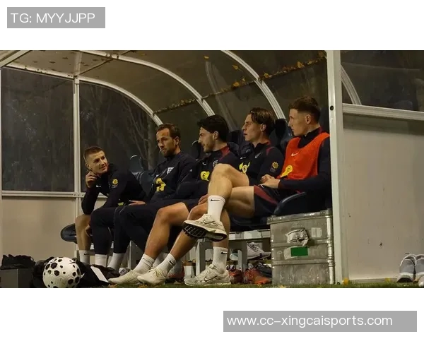 热刺年轻前锋斯卡列特今日参加英格兰队训练展现潜力