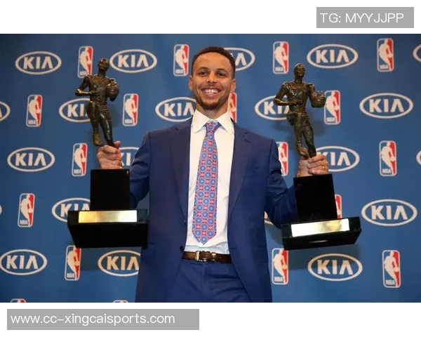 NBA总经理投票揭晓库里荣膺最佳领袖与终结者四项第一殊荣